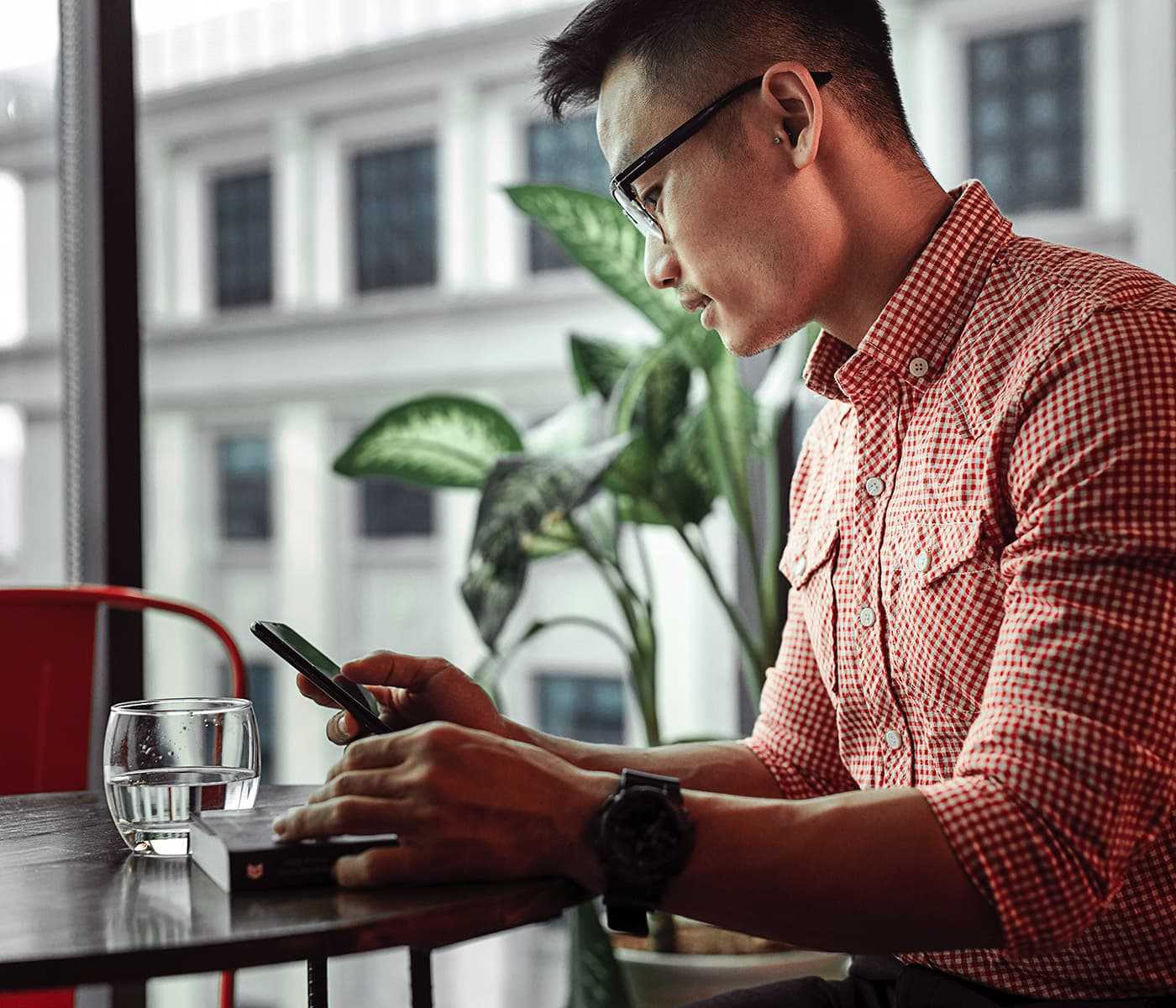 man-glasses-phone